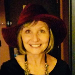 Meet your Posher, Lyn